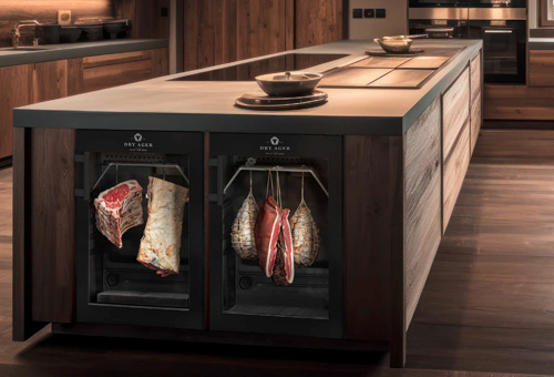 deux caves de maturations DX500 black en cuisine