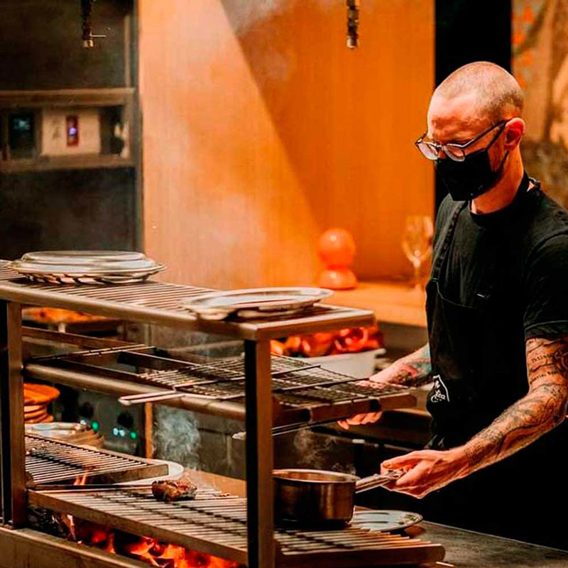 Restaurant avec Robata 160