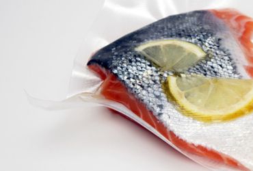 Cuisiner sous vide : avantages et utilisation par les chefs cuisiniers