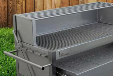 Barbecue inox ou fonte : quel matériau choisir ?